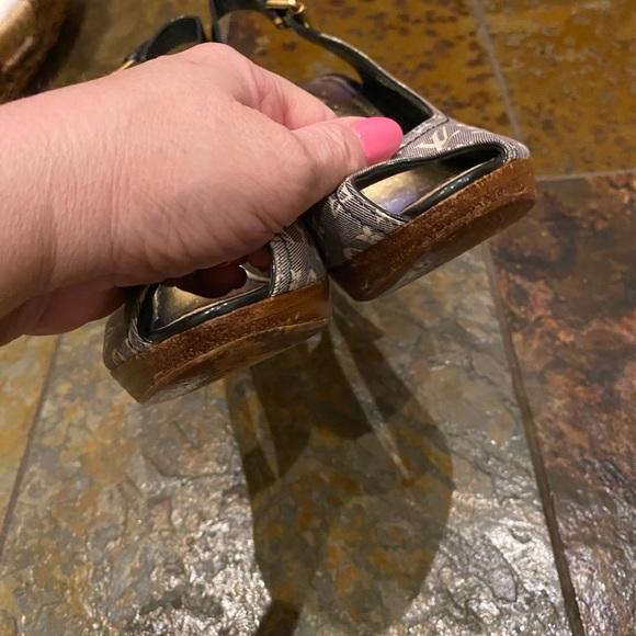 Louis Vuitton Monogram Heels - Picture 8 of 14
